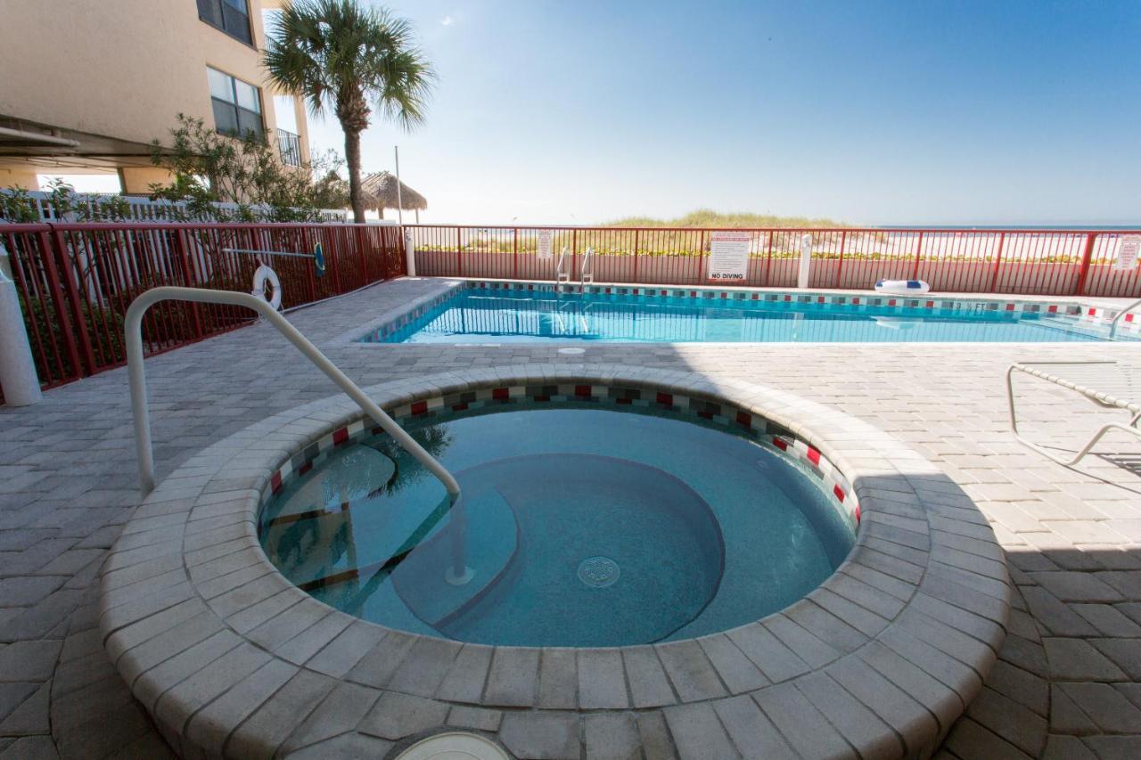 301 Crimson Condos سانت بيتي بيتش المظهر الخارجي الصورة